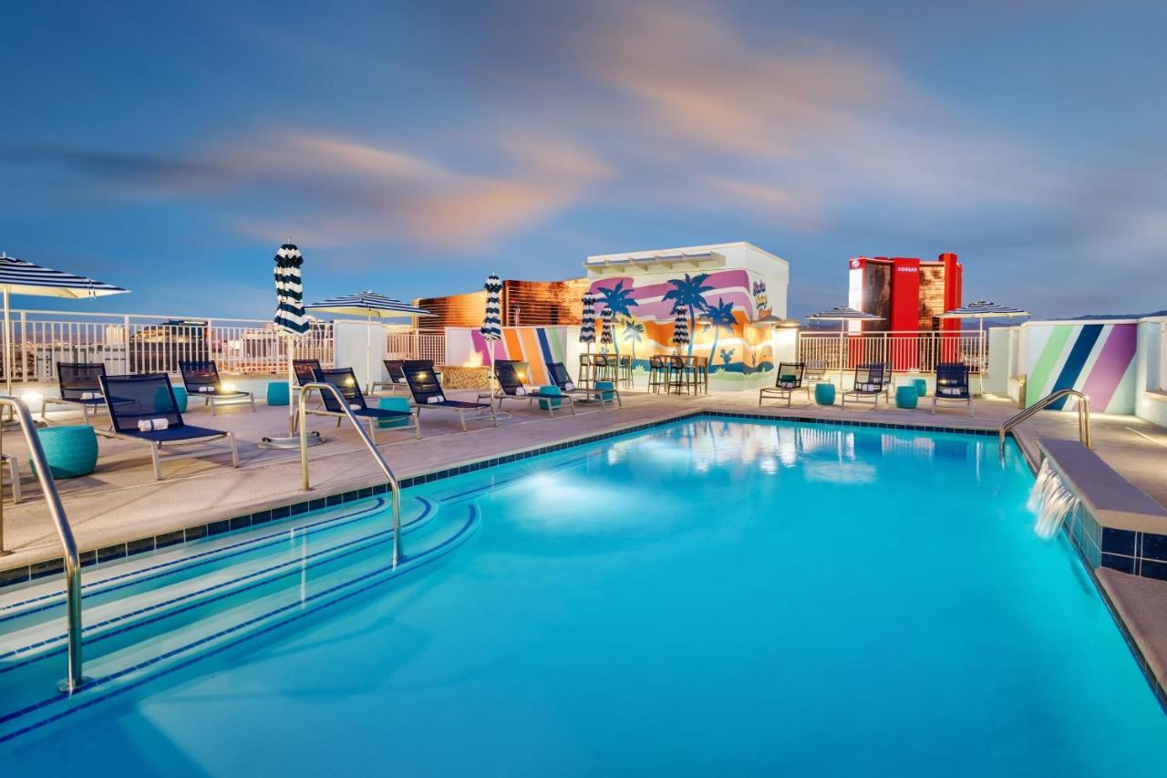 Springhill Suites By Marriott Las Vegas Convention Center Εξωτερικό φωτογραφία